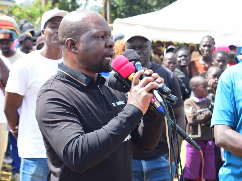 Saboti MP Caleb Amisi hands over school bus to Masinde Muliro Senior School to boost education agenda