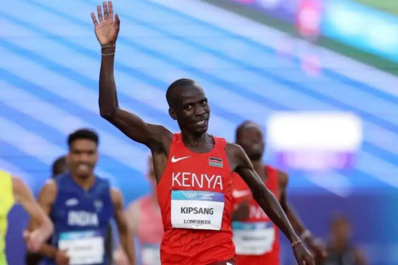 Matthew Kipchumba crossed the line as the Commonwealth Games 5000m Champion clocking 13:23.61. 