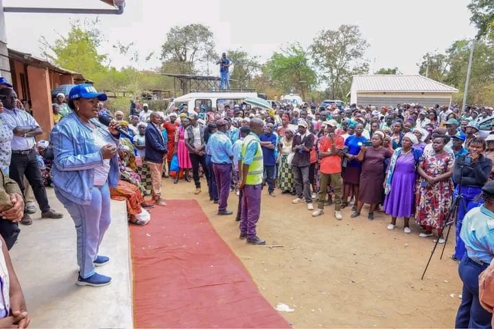Machakos Governor Wavinya Ndeti addressing residents of Wamunyu Ward 